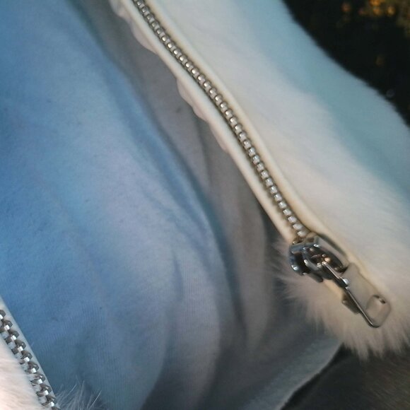 Women Lined White Faux Vest - Picture 7 of 11